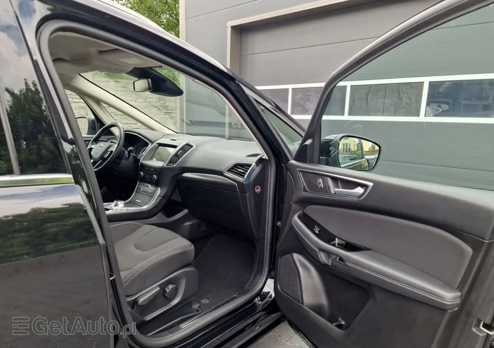 FORD S-Max 2.0 EcoBlue Titanium