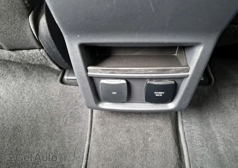 FORD S-Max 2.0 EcoBlue Titanium