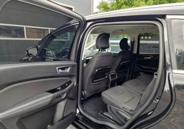 FORD S-Max 2.0 EcoBlue Titanium