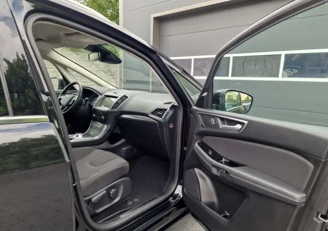 FORD S-Max 2.0 EcoBlue Titanium