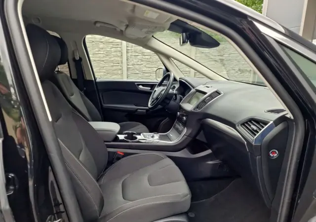 FORD S-Max 2.0 EcoBlue Titanium