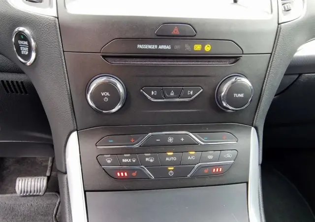 FORD S-Max 2.0 EcoBlue Titanium