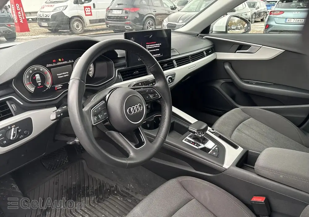 AUDI A4 Limousine 40 TFSI mHEV Quattro S tronic