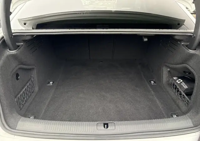 AUDI A4 Limousine 40 TFSI mHEV Quattro S tronic