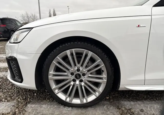 AUDI A4 Limousine 40 TFSI mHEV Quattro S tronic