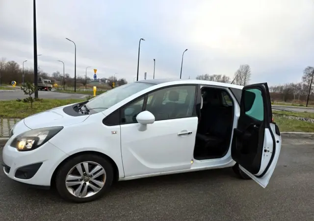 OPEL Meriva 1.7 CDTI Innovation