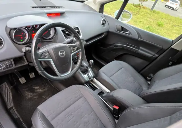 OPEL Meriva 1.7 CDTI Innovation