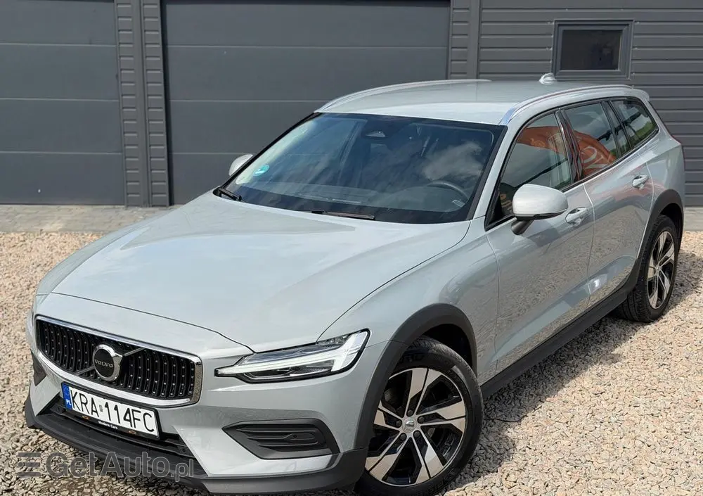 VOLVO V60 Cross Country B4 D AWD Geartronic