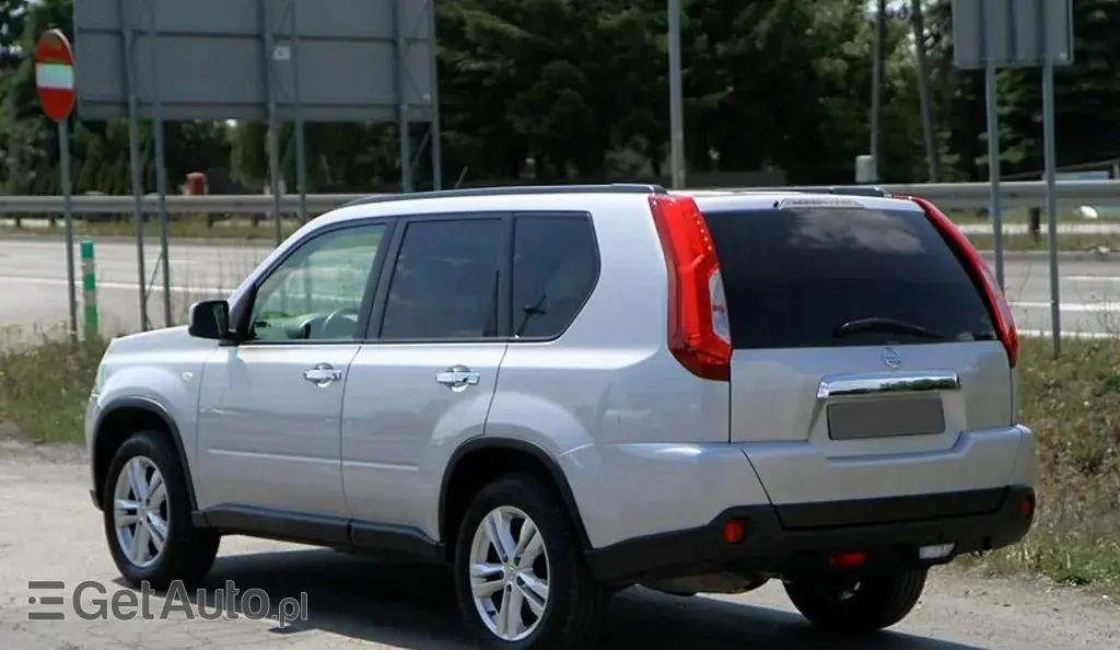 NISSAN X-Trail 