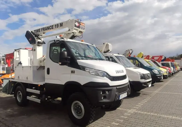 IVECO Daily 55S17W 4x4 Zwyżka 19m Versalift Lat 55 TB Time France 