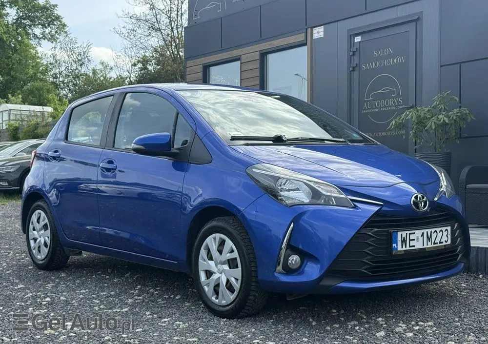 TOYOTA Yaris 1.5 Premium