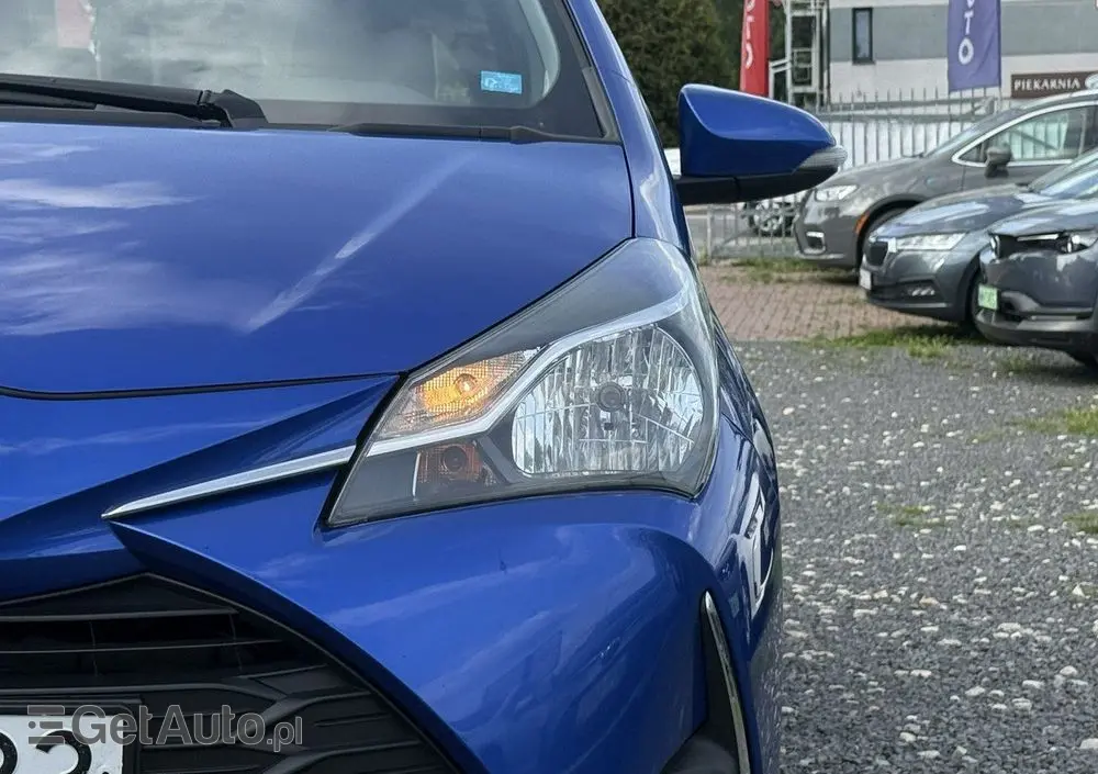 TOYOTA Yaris 1.5 Premium