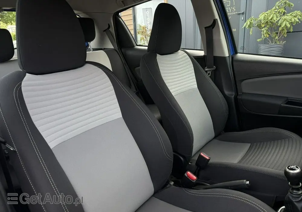 TOYOTA Yaris 1.5 Premium
