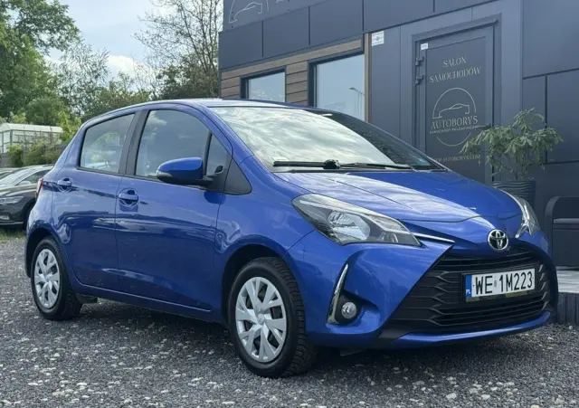 TOYOTA Yaris 1.5 Premium