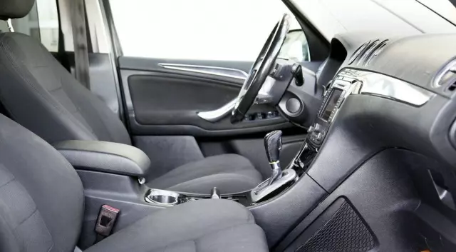 FORD Galaxy 2.0 TDCi Platinium X (Ghia)