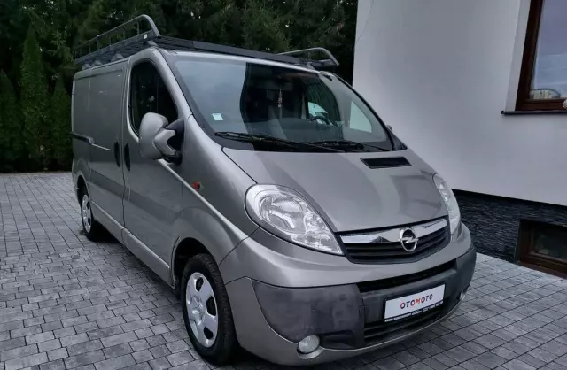 OPEL Vivaro 