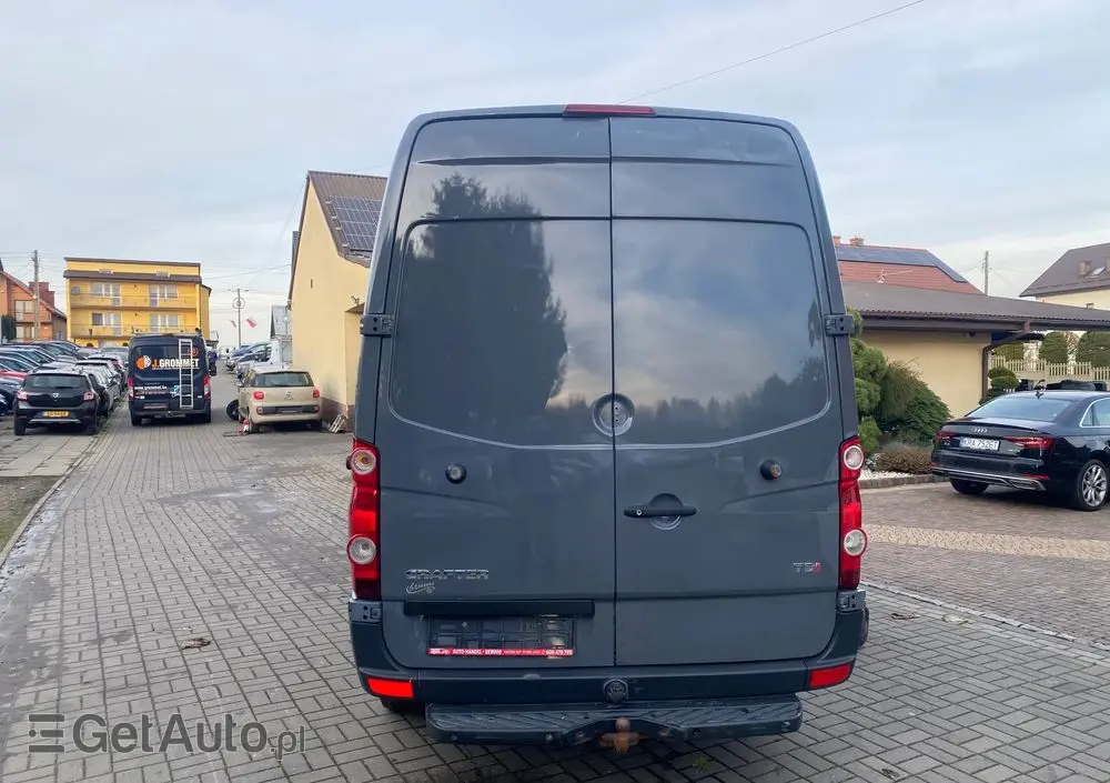VOLKSWAGEN CRAFTER 