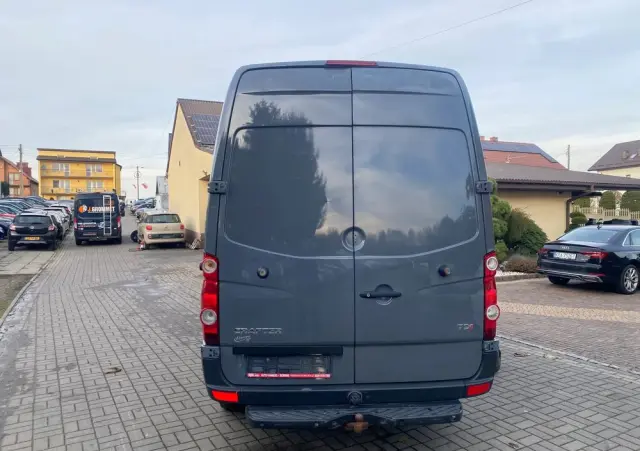 VOLKSWAGEN CRAFTER 