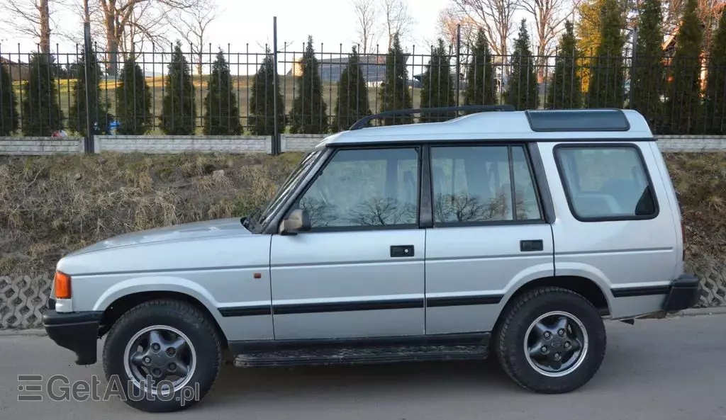 LAND ROVER Discovery 
