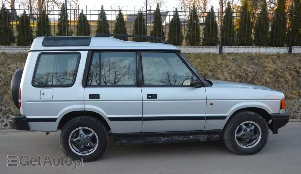 LAND ROVER Discovery 