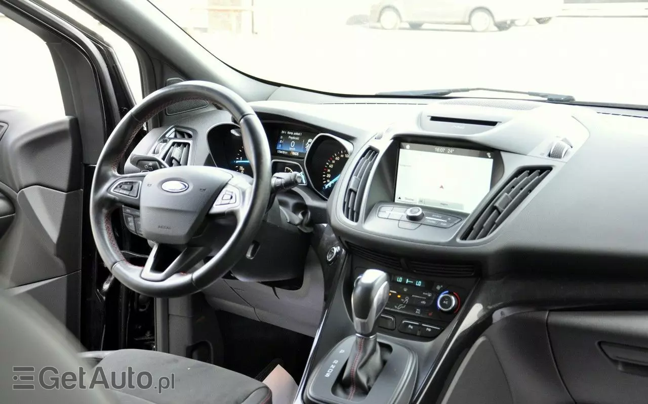 FORD Kuga 1.5 EcoBlue FWD ST-Line