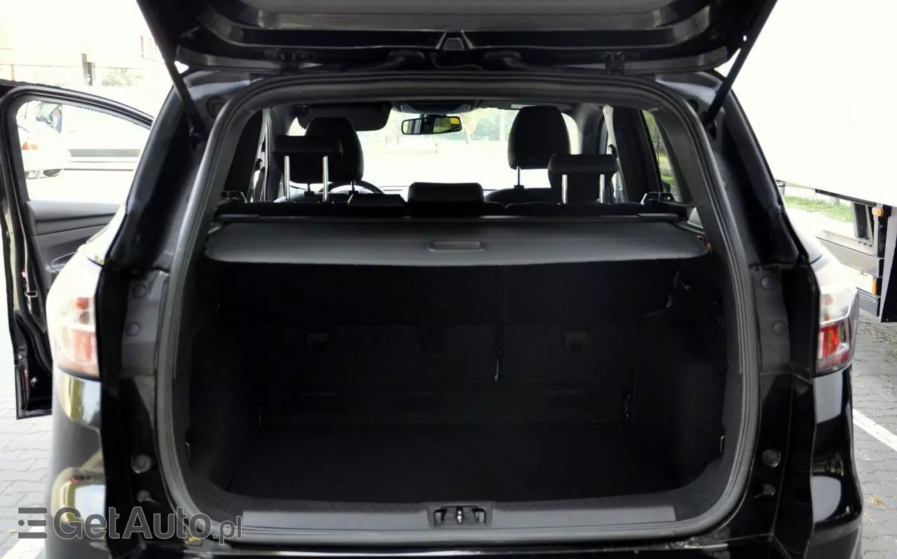 FORD Kuga 1.5 EcoBlue FWD ST-Line