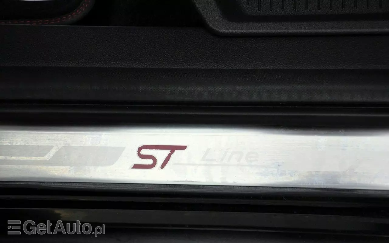 FORD Kuga 1.5 EcoBlue FWD ST-Line