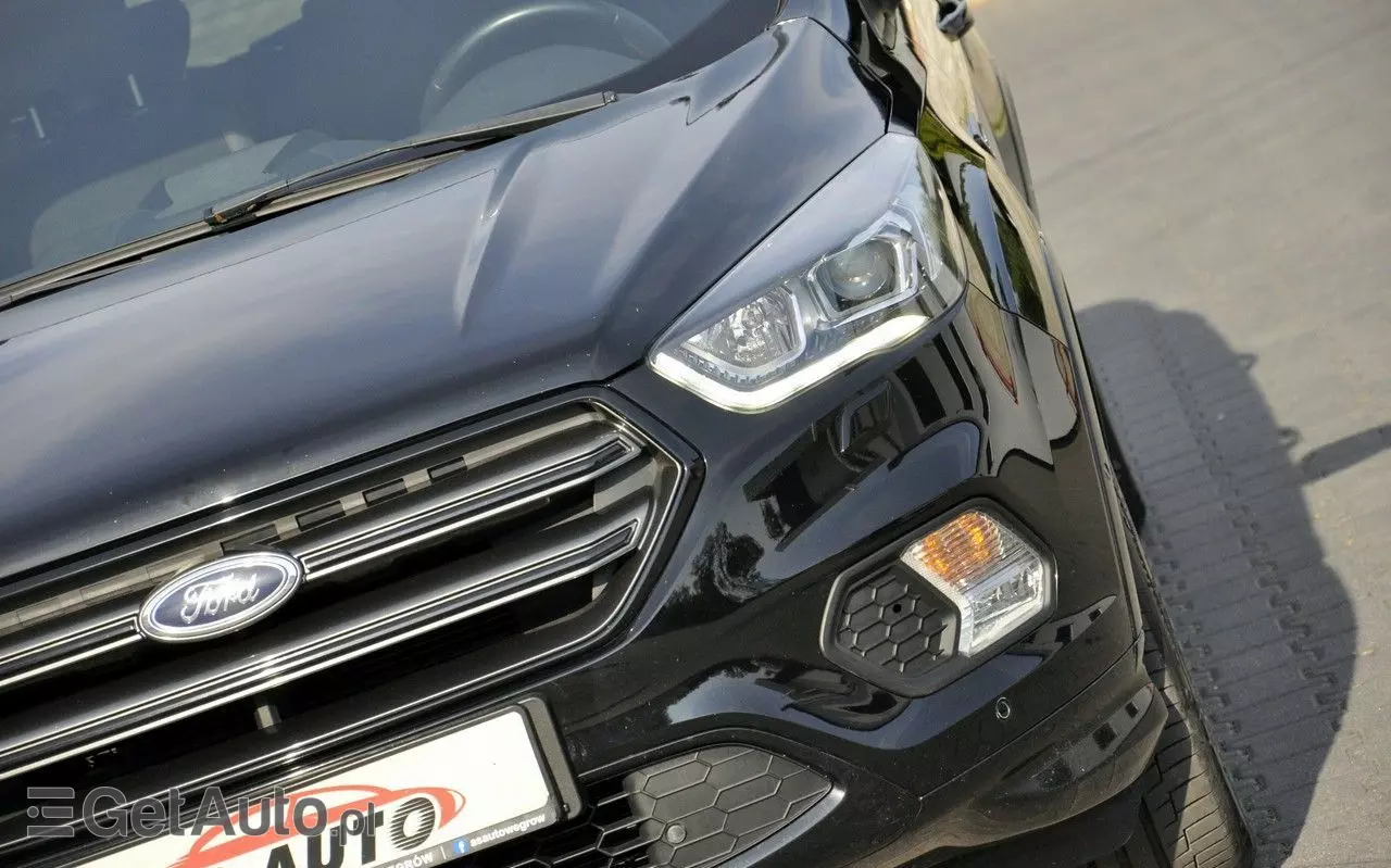 FORD Kuga 1.5 EcoBlue FWD ST-Line