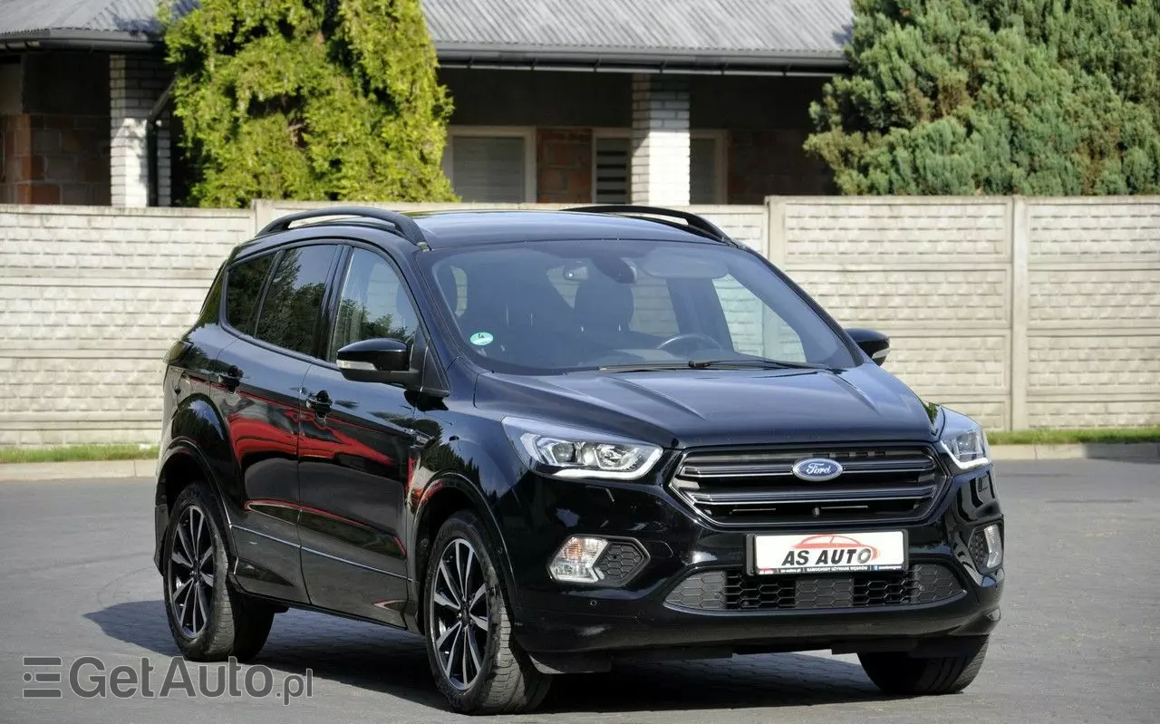 FORD Kuga 1.5 EcoBlue FWD ST-Line