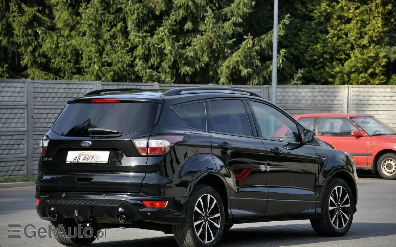 FORD Kuga 1.5 EcoBlue FWD ST-Line