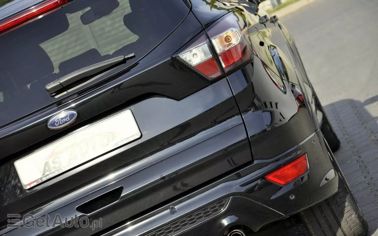 FORD Kuga 1.5 EcoBlue FWD ST-Line