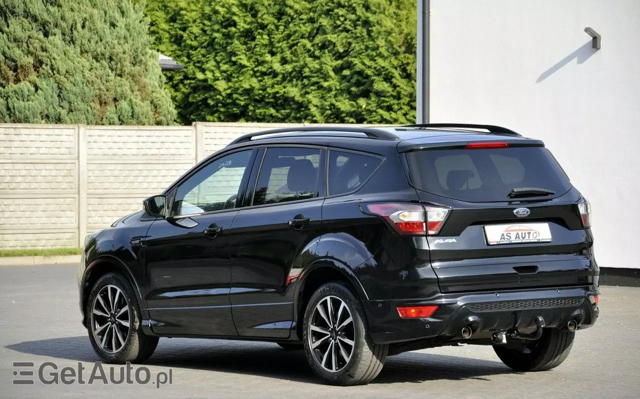 FORD Kuga 1.5 EcoBlue FWD ST-Line