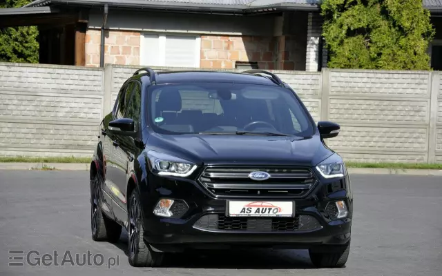 FORD Kuga 1.5 EcoBlue FWD ST-Line