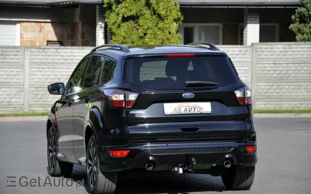 FORD Kuga 1.5 EcoBlue FWD ST-Line