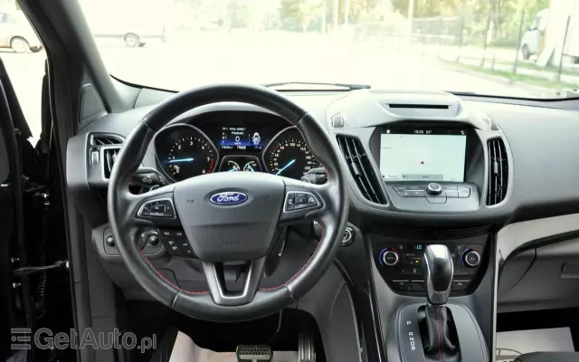FORD Kuga 1.5 EcoBlue FWD ST-Line