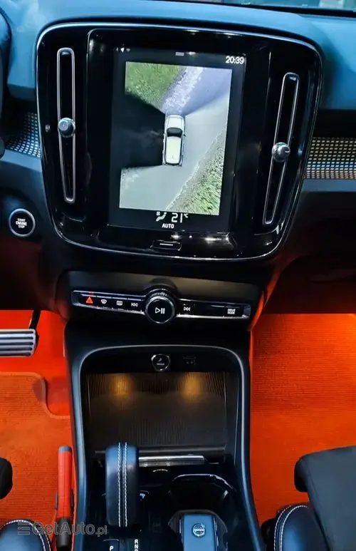 VOLVO Xc 40 