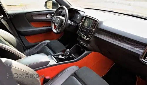 VOLVO Xc 40 
