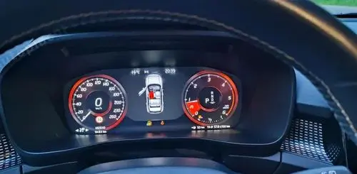 VOLVO Xc 40 
