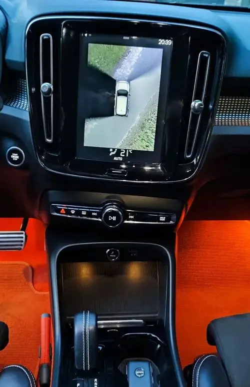 VOLVO Xc 40 