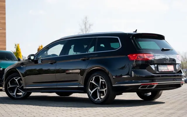 VOLKSWAGEN Passat 2.0 TDI (BlueMotion Technology) DSG Highline