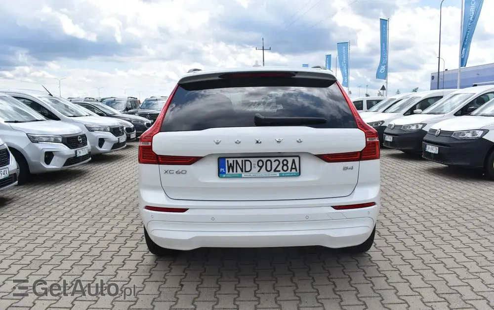 VOLVO XC 60 B4 B Momentum Pro