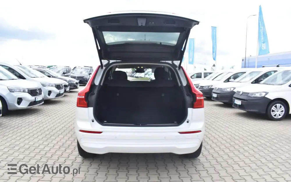 VOLVO XC 60 B4 B Momentum Pro