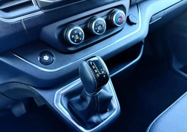 RENAULT Trafic Blue EDC Evolution