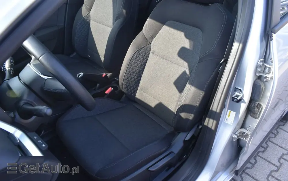 RENAULT Clio 1.0 TCe Equilibre