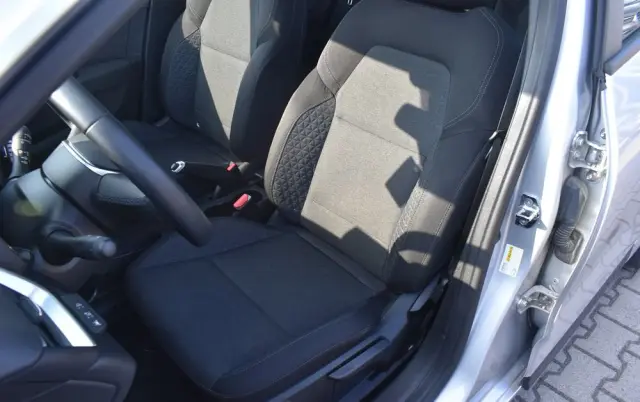 RENAULT Clio 1.0 TCe Equilibre