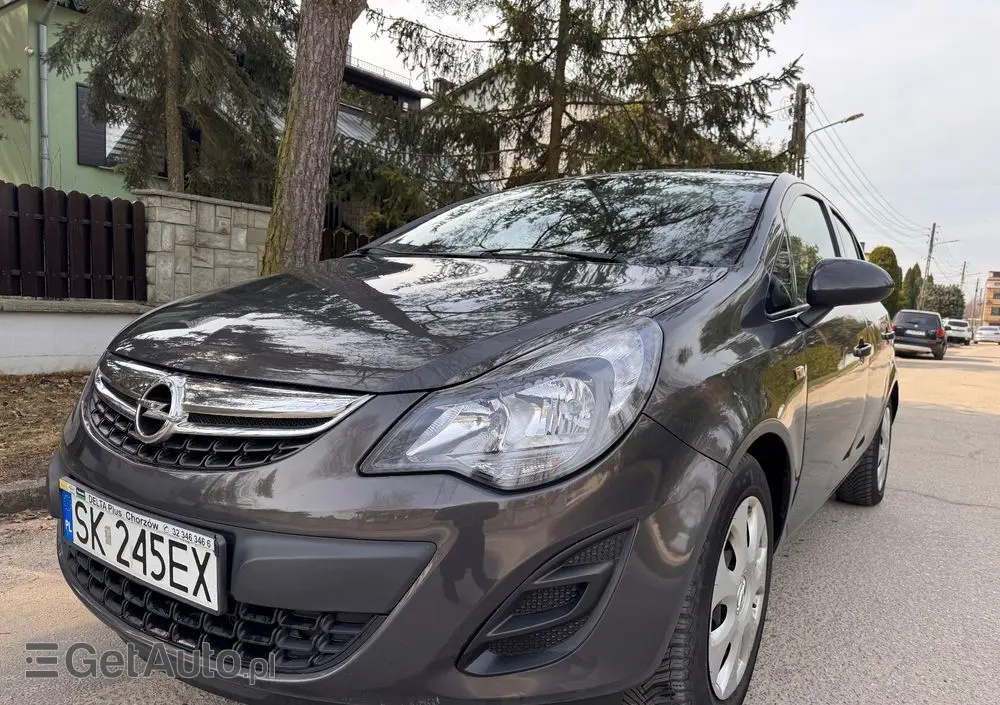 OPEL Corsa 1.4 16V Graphite