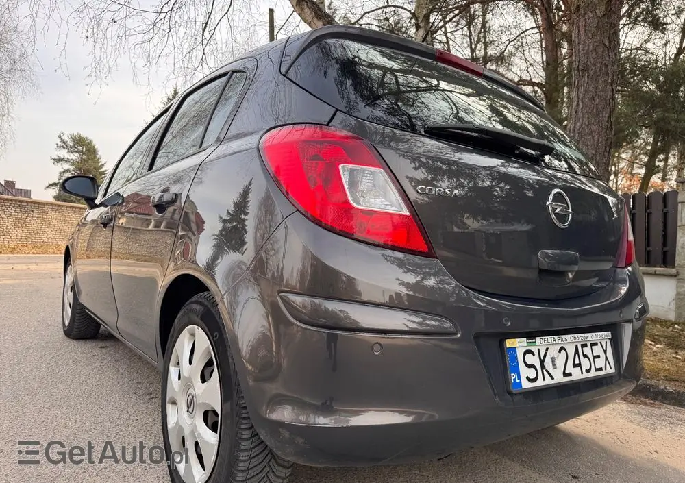 OPEL Corsa 1.4 16V Graphite