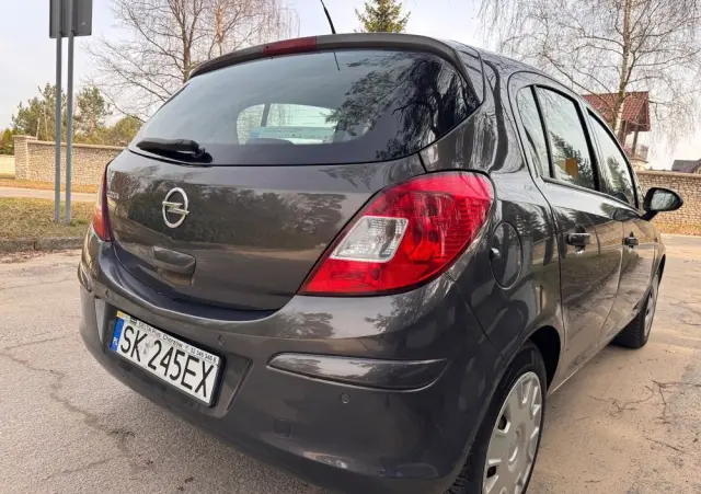 OPEL Corsa 1.4 16V Graphite