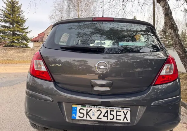 OPEL Corsa 1.4 16V Graphite