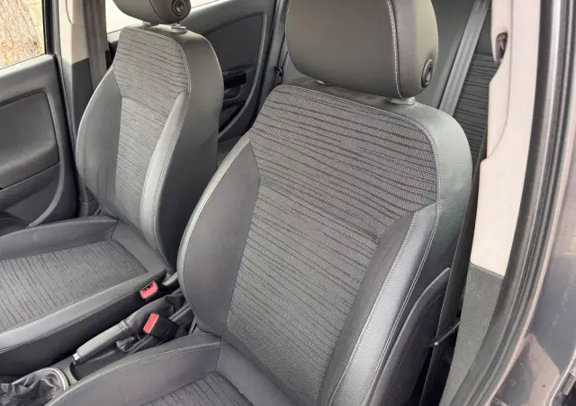 OPEL Corsa 1.4 16V Graphite